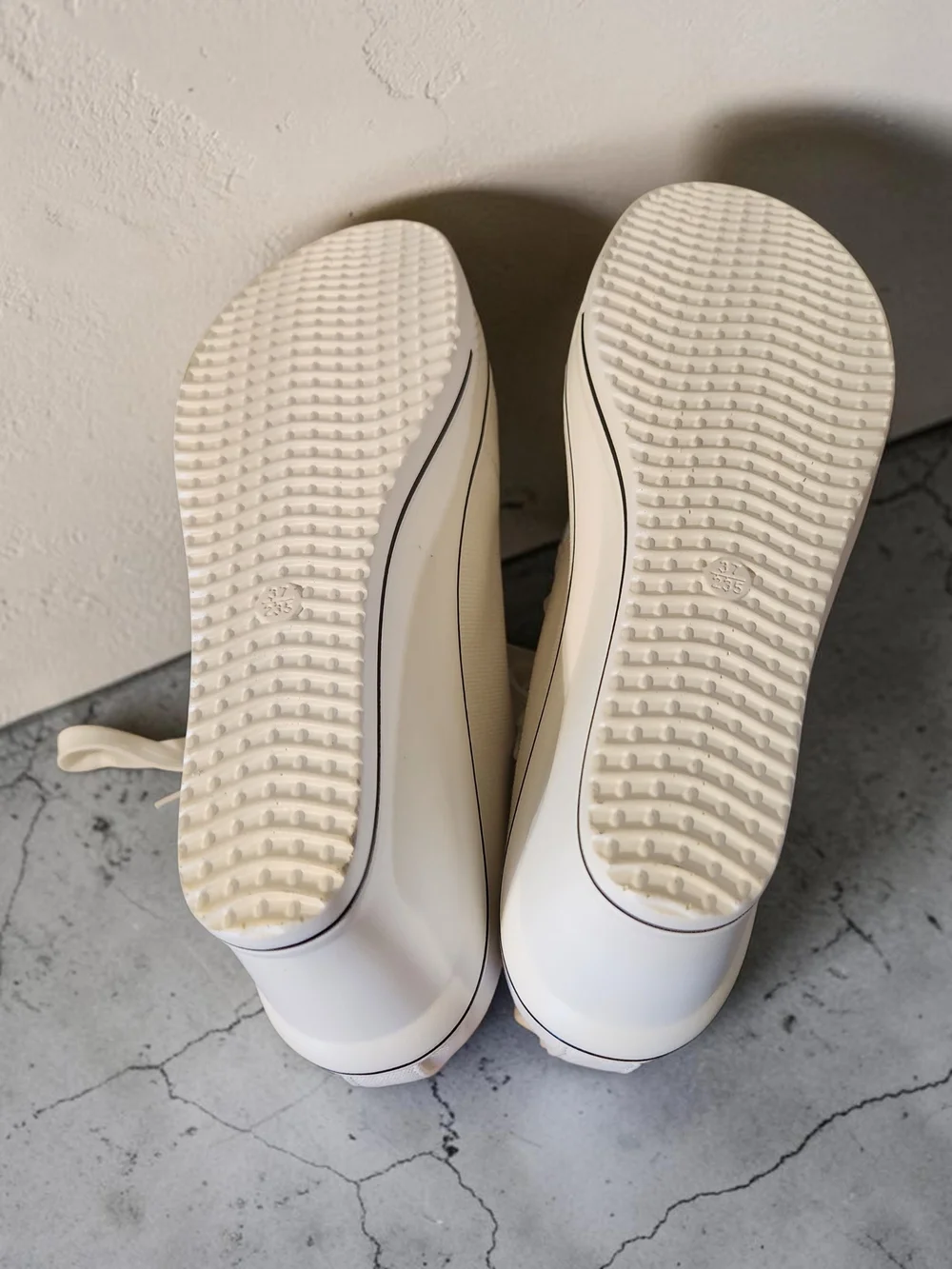 Vogue White Wedge High-Top Platform Sneakers Nwt